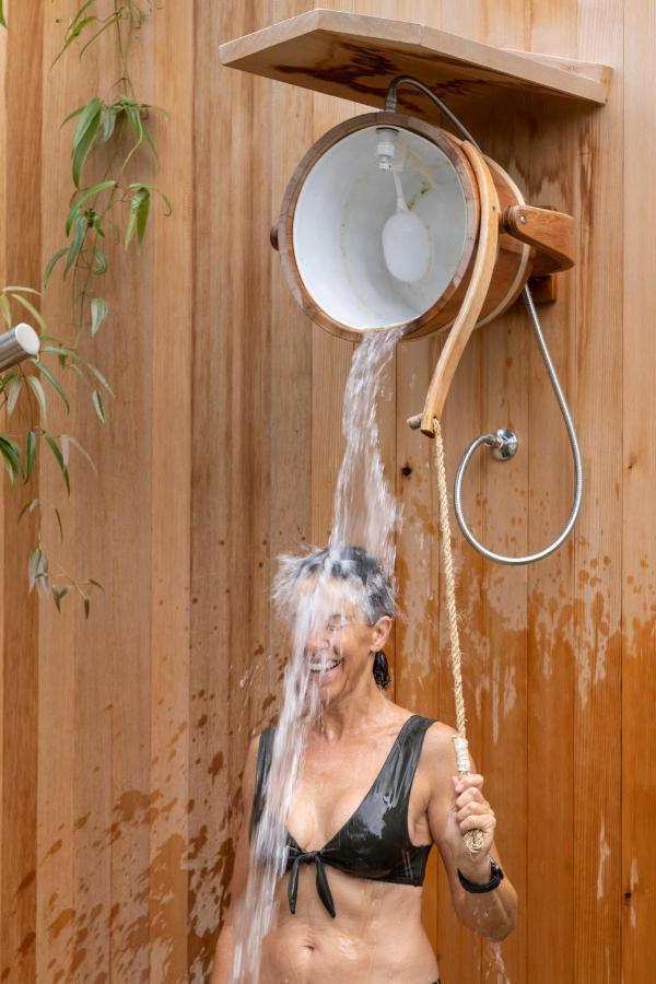 لا روشيل Escale Rochelaise B&B, Spa Bain Nordique Et Sauna Tonneau المظهر الخارجي الصورة