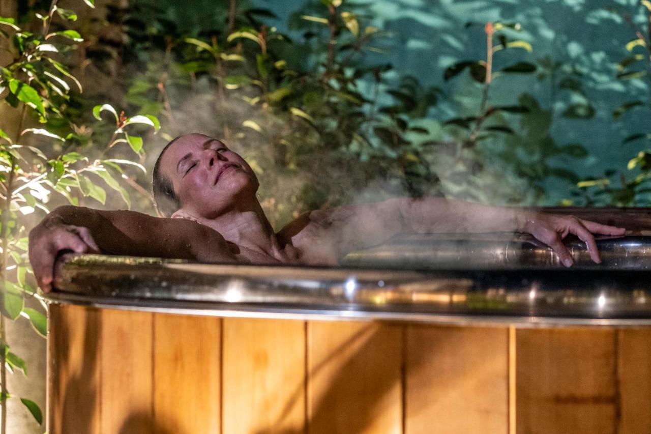 لا روشيل Escale Rochelaise B&B, Spa Bain Nordique Et Sauna Tonneau المظهر الخارجي الصورة